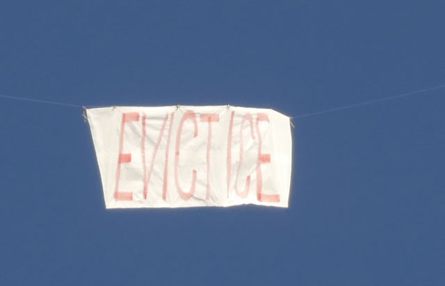 evict ice in flight