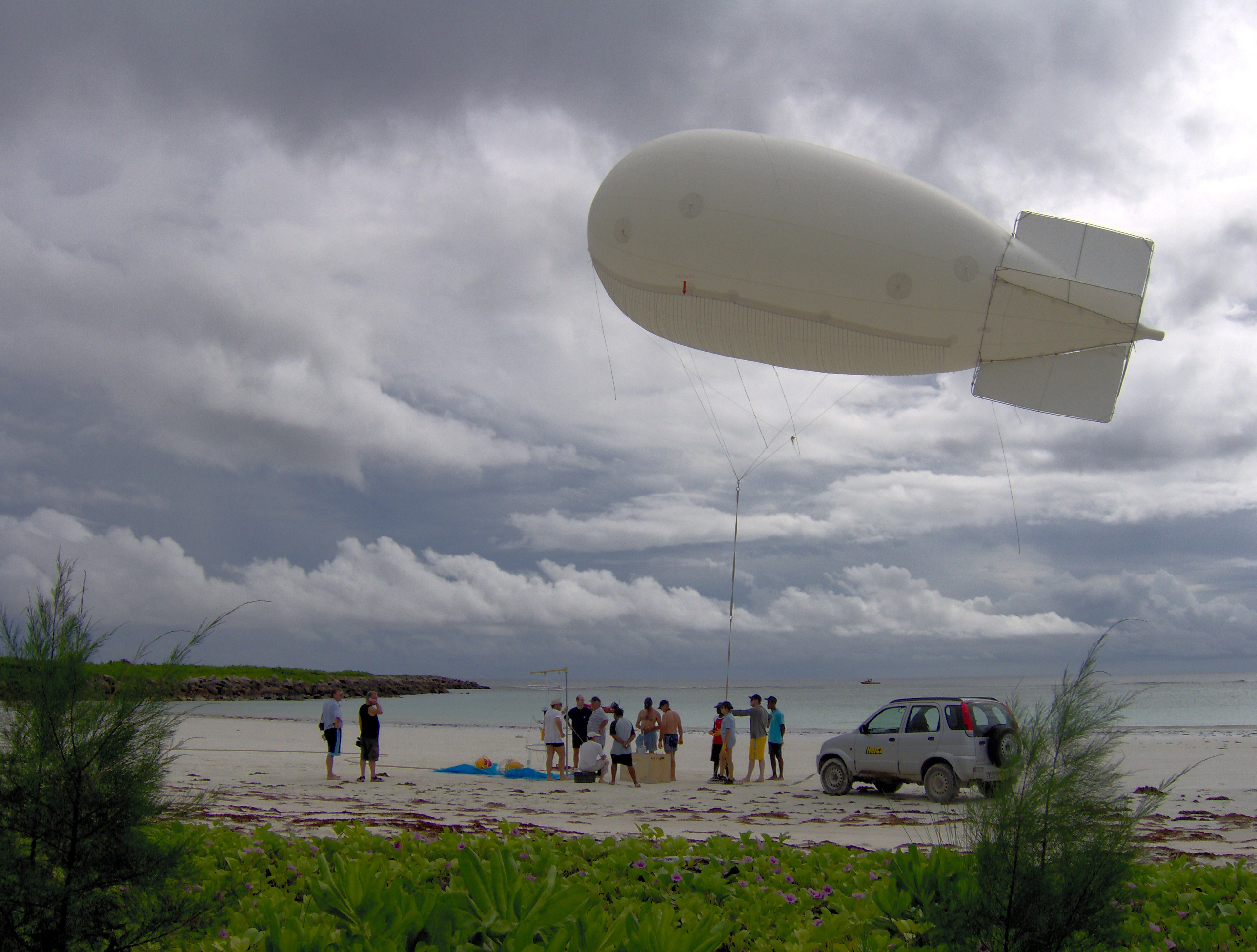 CNES kite balloons in Guam